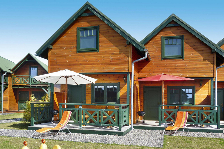 Others 1, Cozy House in Sarbinowo near Baltic Beach, Koszalin