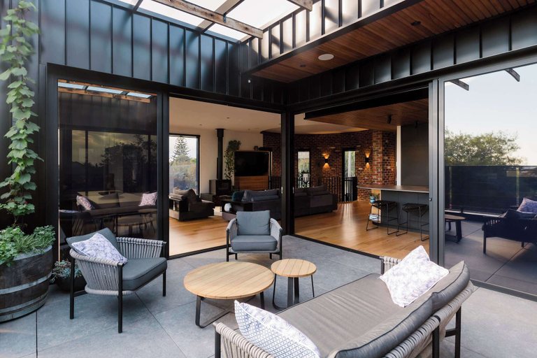 Room 4, Helix in Mornington With 4 Bedrooms and 3 5 Bathrooms, Melbourne