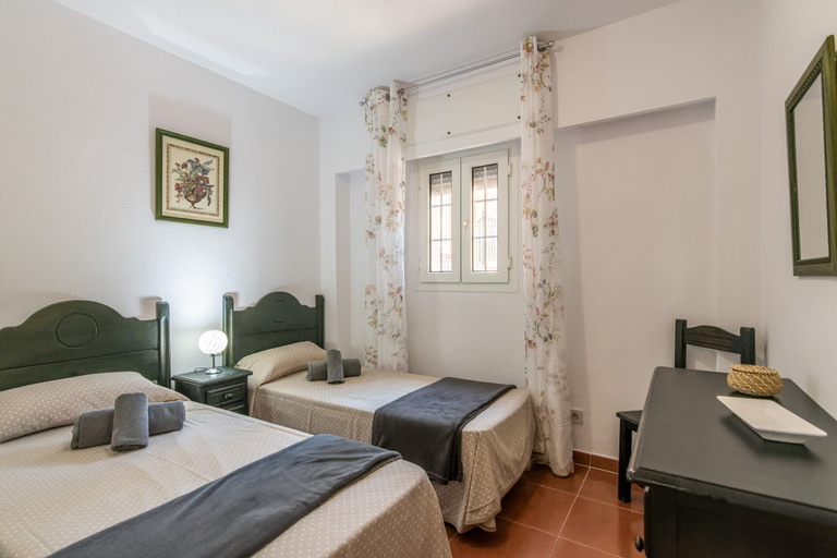 Room 3, Isla Canela: Cozy Family Getaway, Huelva