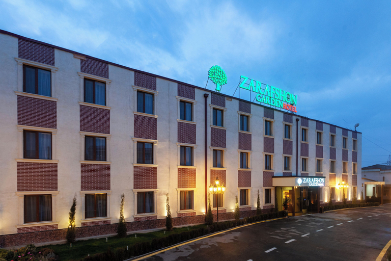 Front of property 5, Zarafshon Garden Hotel, Buxoro