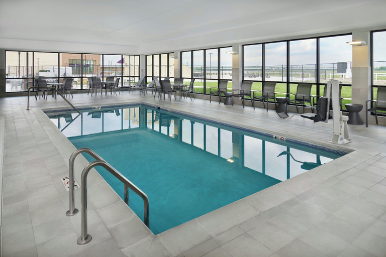 Sport & Beauty, Fairfield by Marriott Inn & Suites Columbus, Platte