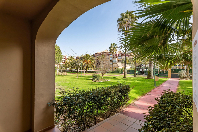 Exterior 2, Beachfront Apartment in Isla Canela, Huelva