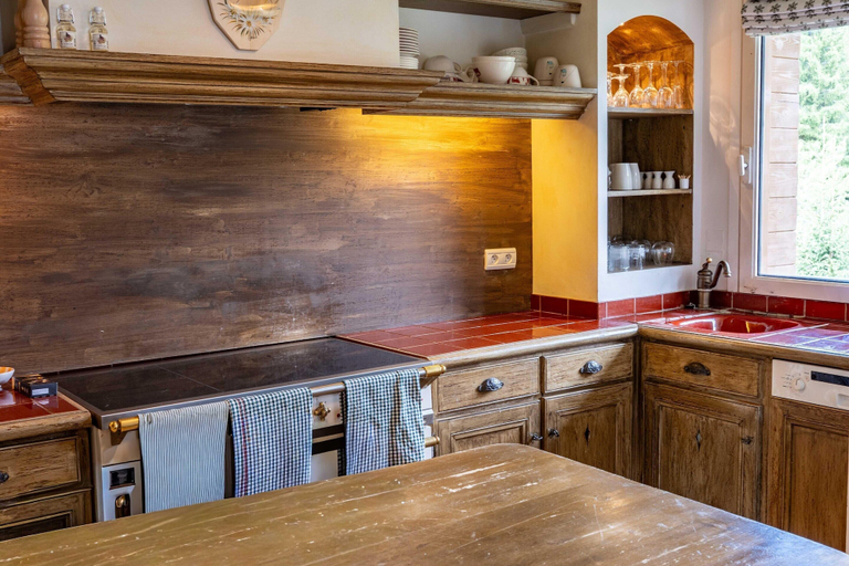 Private kitchen, Spacious Apartment 4br/10p - Megeve Center, Haute-Savoie