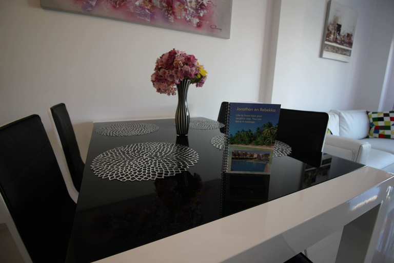 Dining 4, Apartment Near La Mata Beach, Alicante