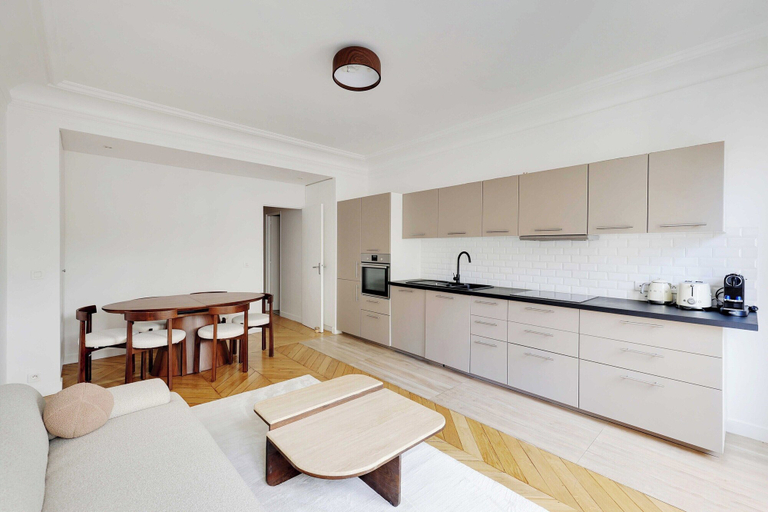 Living area 3, Modern Flat - 6P- Voltaire, Paris