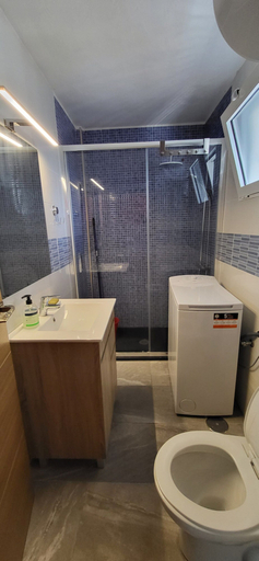 Bathroom 2, 2-bed Apartment With Pool, Alicante