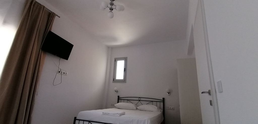 Room 3, Aenaon Corfu Luxury Apartments 05 - Athena Apt, Ionian Islands