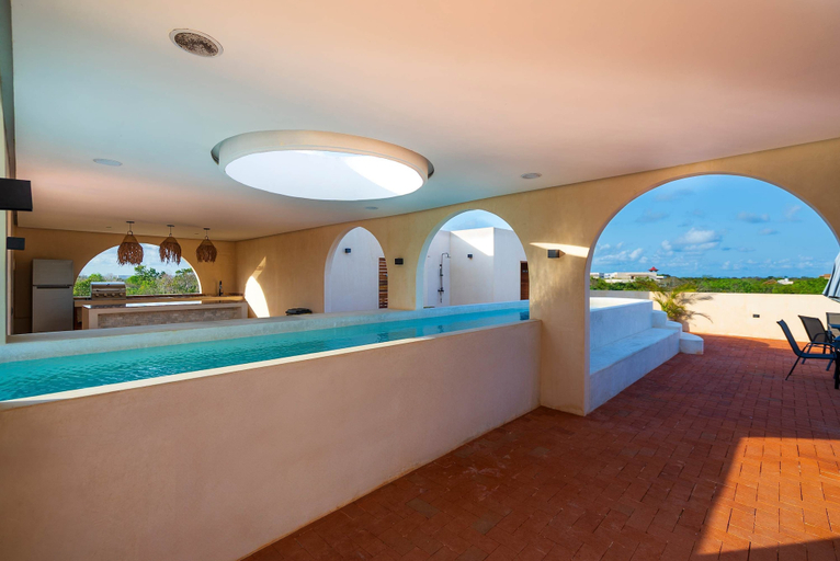 Room 2, Stylish Tulum Retreat With Private Pool & Terrace, Cozumel