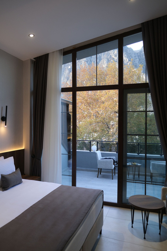 Room 3, 1921Justa otel, Merkez