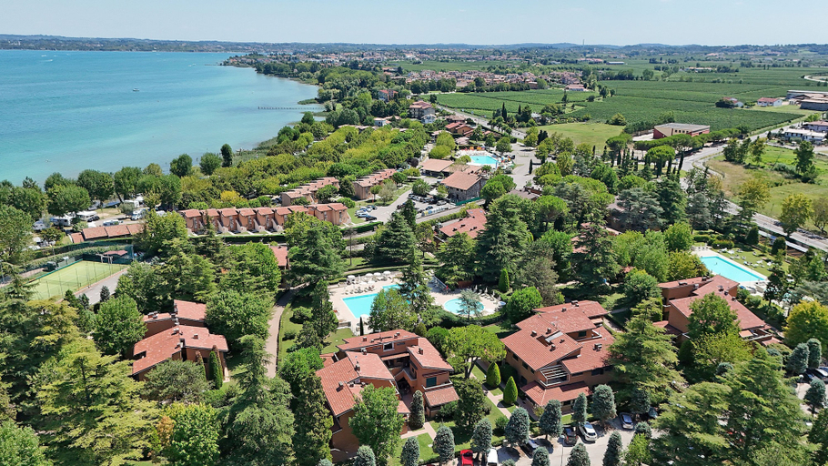 Room 4, Holiday Punta Gro in Sirmione, Brescia