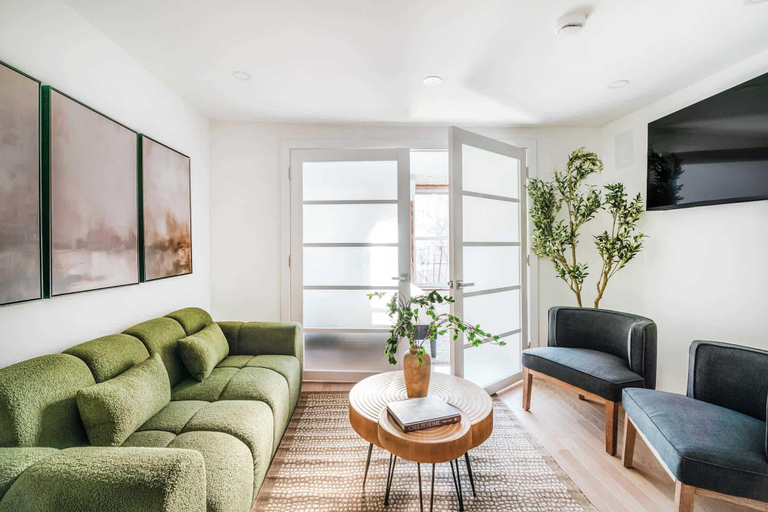 Room 3, 22-4a Sleek Modern 1BR Gramercy, New York