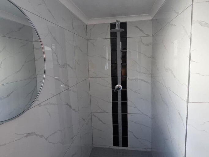 Bathroom 4, Heaven, City of Cape Town
