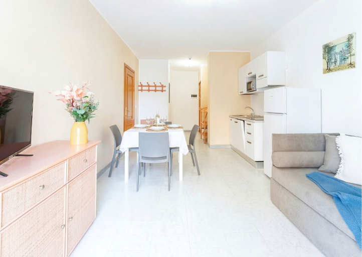 Living area 3, Rina Sea Apartments, Sassari