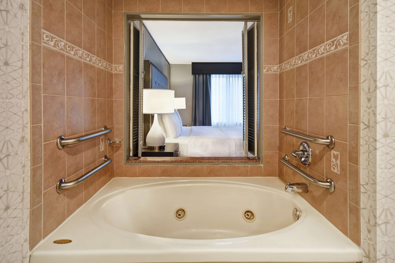 Bathroom 4, Homewood Suites by Hilton Edgewater, Bergen