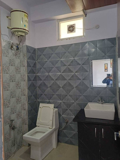 Bathroom 5, The Hotel JRS, Garhwal