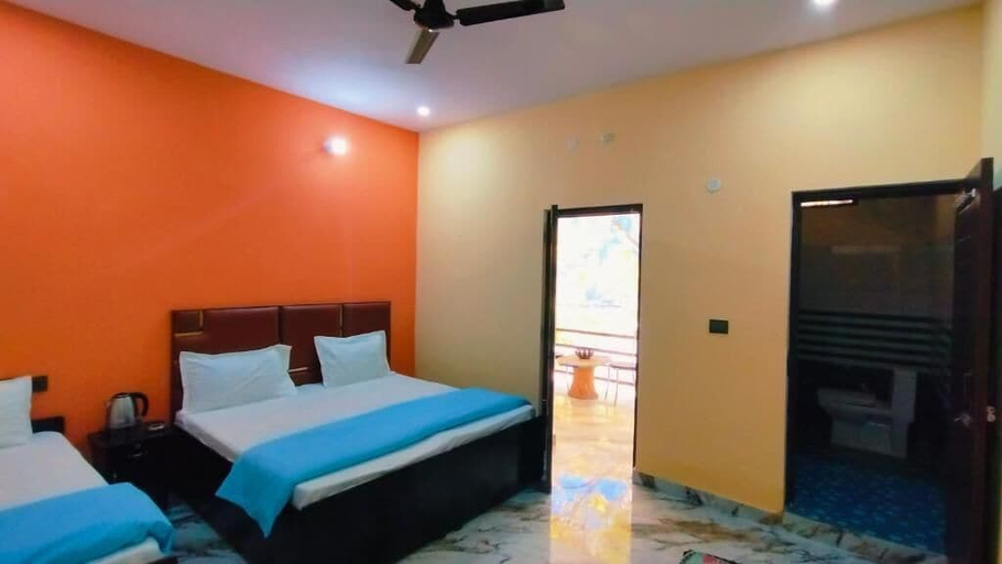 Room 4, Yamunotri Darshan Resort By Preet rS, Uttarkashi
