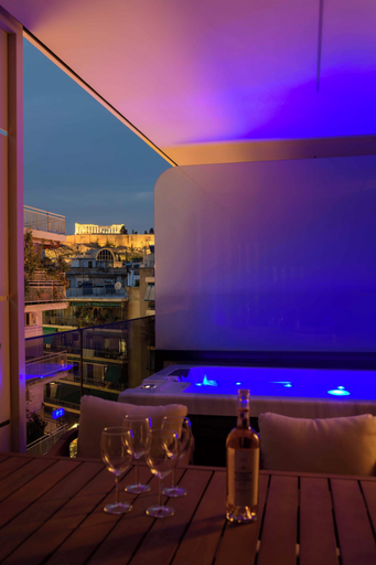 Food & Drinks 4, Acropolis Suites, Attica