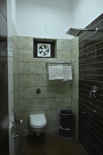 Bathroom 2, GUNTAS RESIDENCY, Amritsar