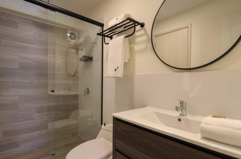 Room 5, w Alluring 1BR With Balcony in Miraflores, Lima