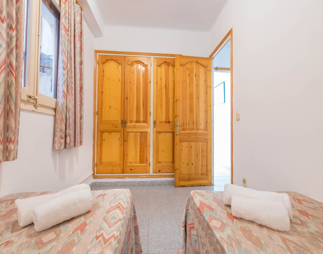 Room 5, Apartment in Llafranc for 6 People, Girona