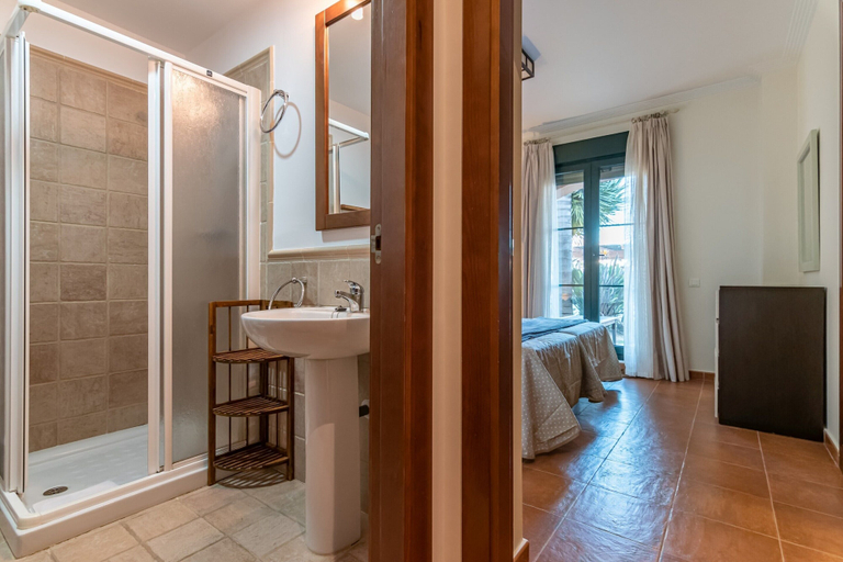 Bathroom 4, Apartment Near Golf and Beach, Huelva