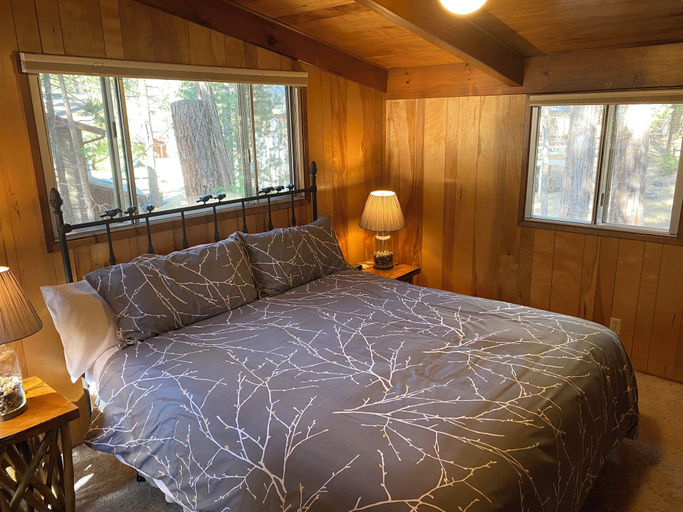 Bedroom 2, Cutter's Edge, Mariposa