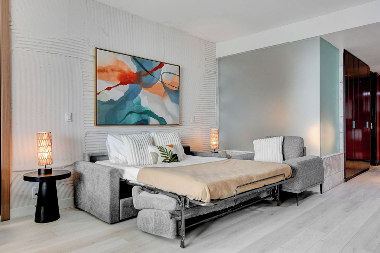 Bedroom 3, Ava's Suite 37th FLR PALMS PLACE, Clark