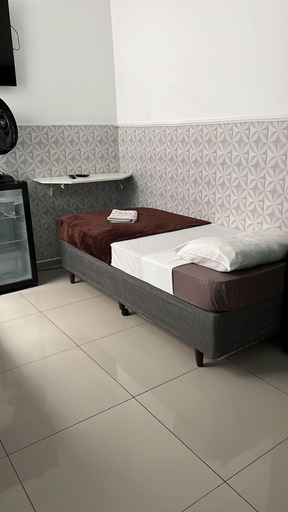 Room 2, Hotel Moraes, Mairinque