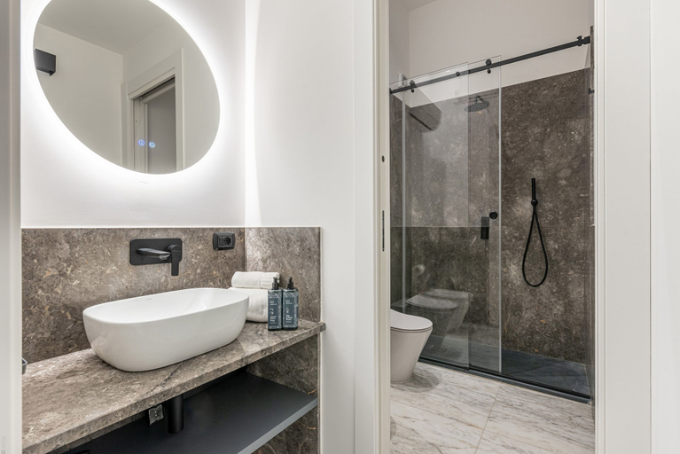 Room 5, Palazzo Giglio Charme Suite 1 by Wonderful Italy, Palermo