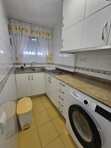 Private kitchen 4, Holiday Apartment Close to the Sea, Alicante