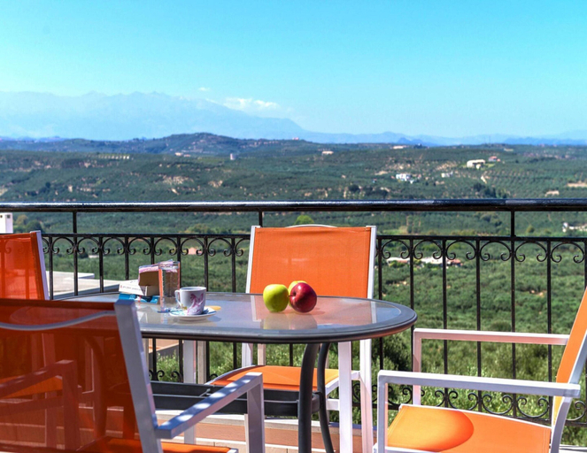 Balcony 4, Holiday Home, Marathokefala Near Kolimbari, Crete
