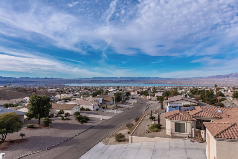 Interior 2, Vega Lane , Breathtaking Panoramic Lake View!, Mohave