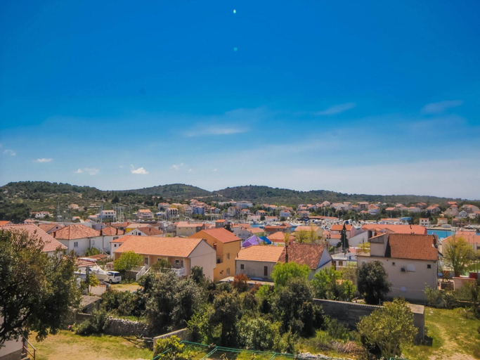 Exterior 4, Two Bedroom Apartment in Dalmatia, Tisno