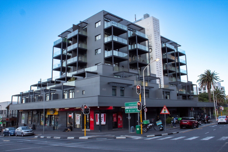 Room 4, Two Bed Gardens Central Secure, City of Cape Town