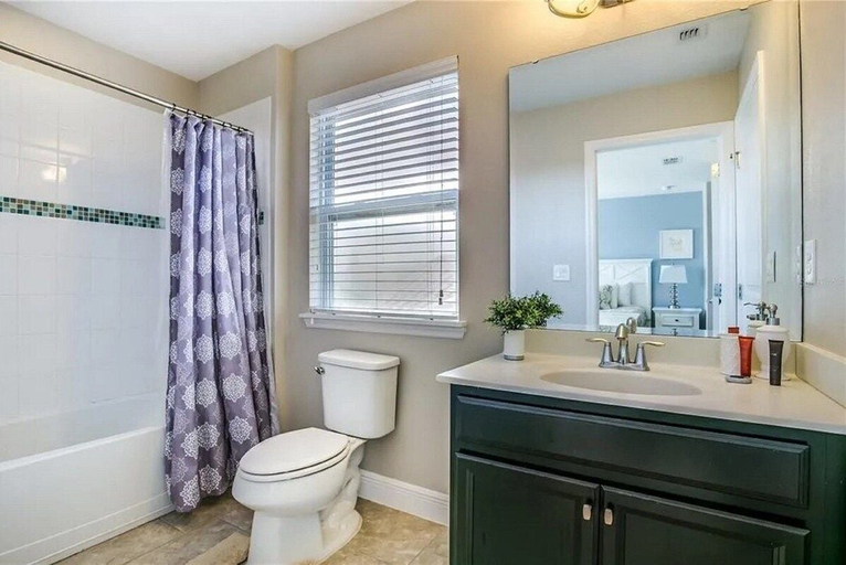 Interior 2, 5180-5-oa-spectacular Pool and spa, Polk