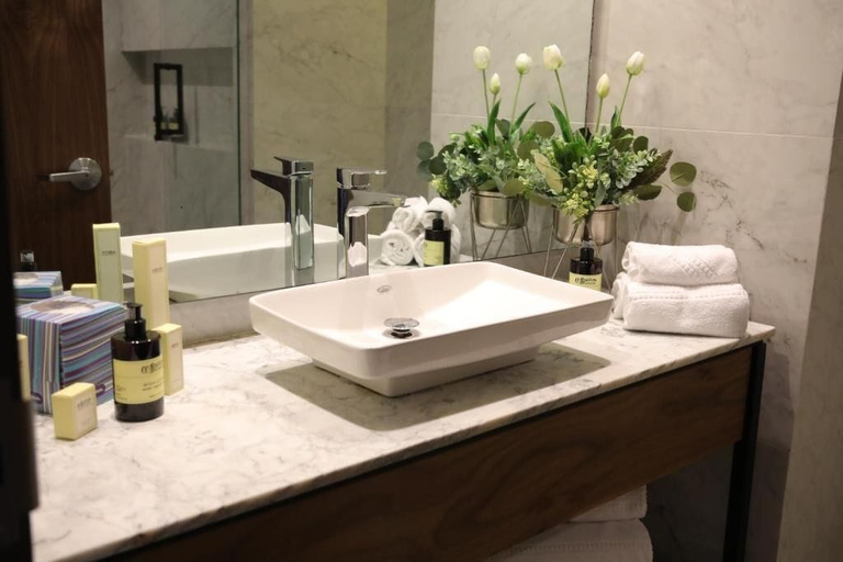 Bathroom 4, Hotel Dublé, Navojoa