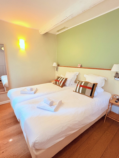Bedroom 3, Domaine Gao, Bouches-du-Rhône
