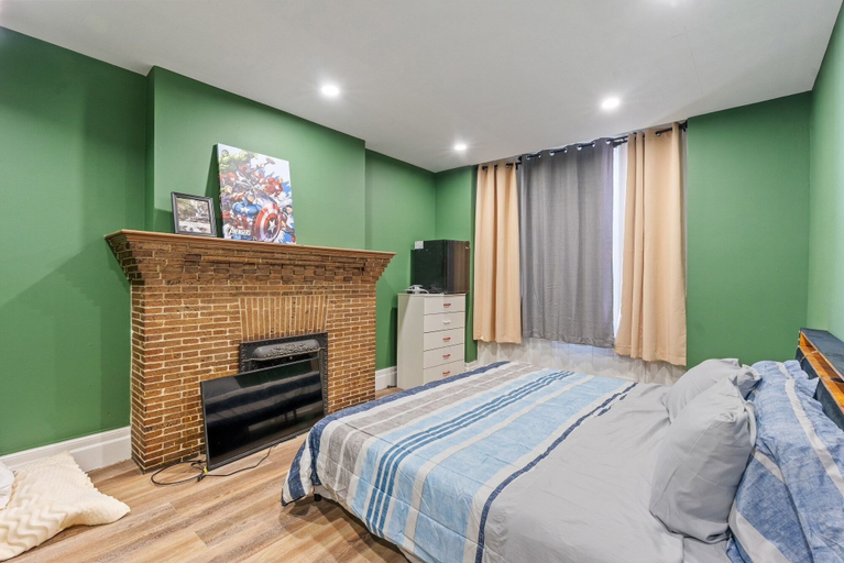 Room 3, Spacious Home in Troy, Rensselaer