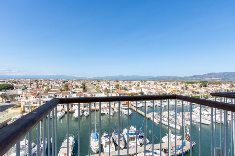 Balcony, Top-floor Views in Empuriabrava, Girona