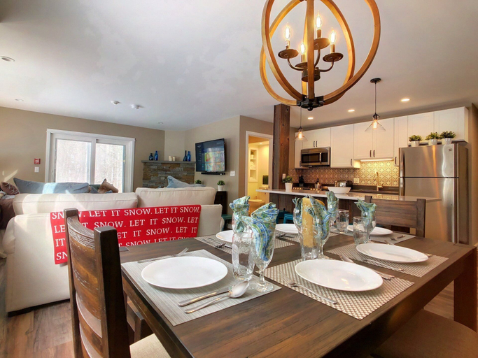 Primary image, Killington Center 412, Rutland