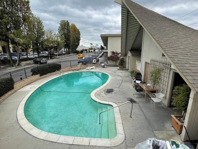 Pool, Akua Inn & Suites - Anaheim - Fullerton, Orange