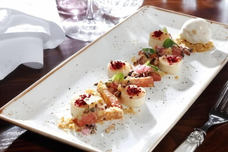 Food & Drinks 3, Plus Pinewood on Wilmslow Hotel Cheshire, Cheshire East
