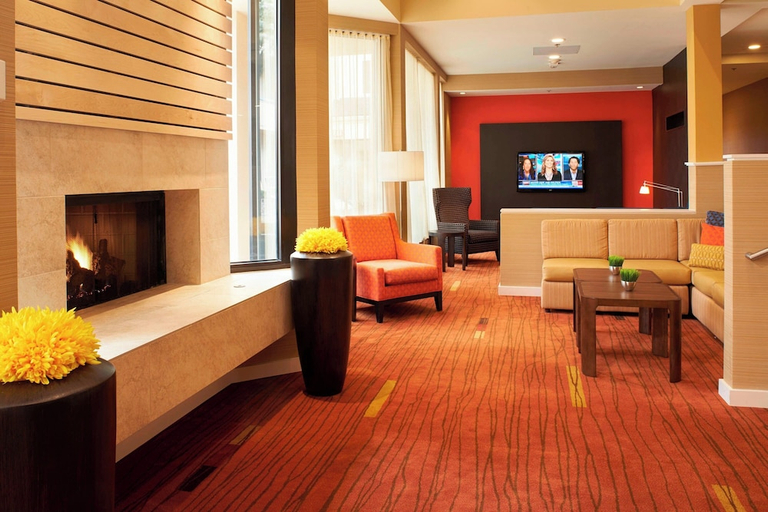 Public Area 2, Courtyard by Marriott Toledo Airport Holland, Lucas