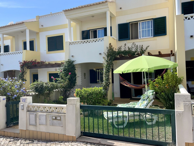 Exterior 3, Coastal Holiday Home With Shared Pool, Lagoa
