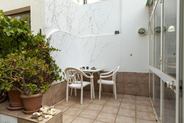 Room 2, A72 - Praia da Luz Coast Flat, Lagos