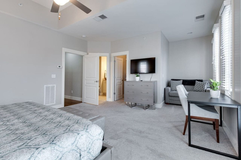 Interior 3, Dolly Would - Near Music Row King Beds, Davidson