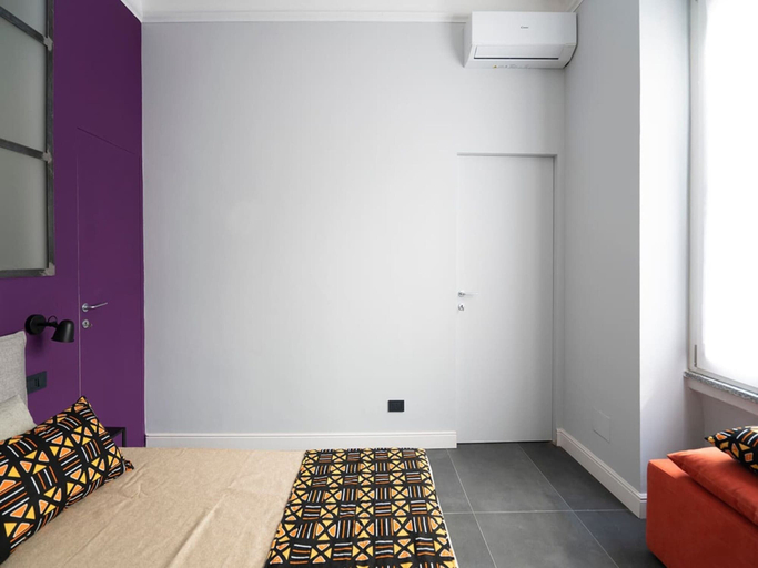 Room 4, Charming Modern Apartment Near Argonne, Milano