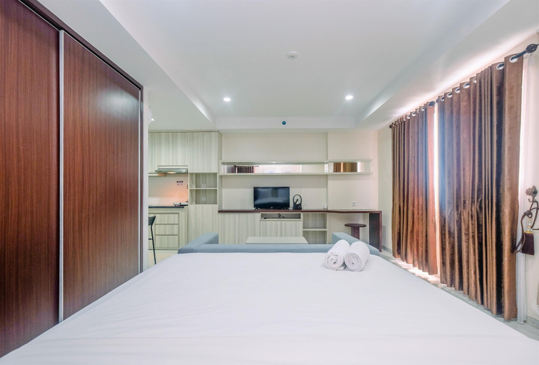 Room 2, Fully Furnished With Cozy Design Studio Azalea Suites Apartment, Cikarang