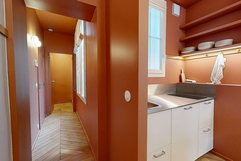 Exterior 5, Joivy Delightful 1-bed Studio w/ Shared Co-working, Paris