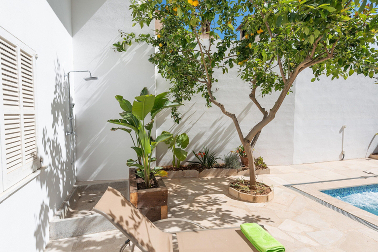 Pool 5, Can Joan - Apartment With Private Pool, Baleares